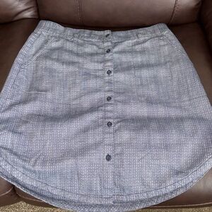 Columbia women’s size large Blue Button-Front Skirt
